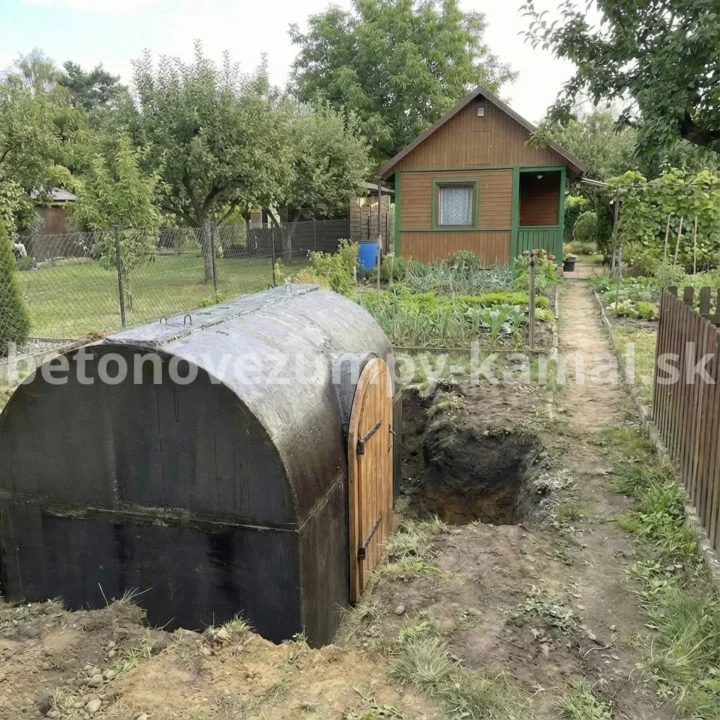 Betónová pivnica s polkruhovou kupolou bez predsienky so vstupom z bočnej strany - (390x240x250cm) – Obrázok 4