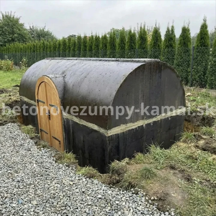 Betónová pivnica s polkruhovou kupolou bez predsienky so vstupom z bočnej strany - (390x240x250cm) – Obrázok 9