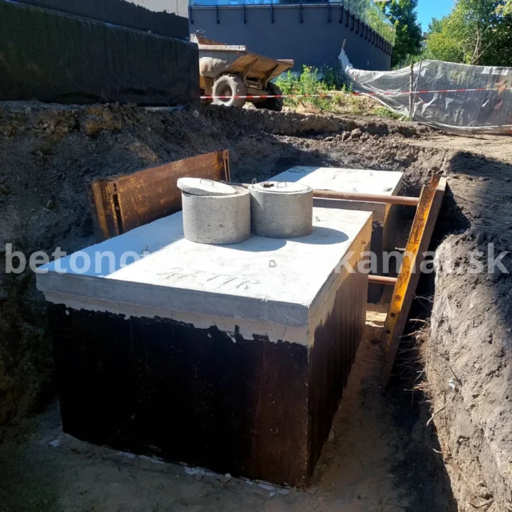 Jednokomorová monolitická nádrž na dažďovú vodu 4m³ (250x200x112cm) – Obrázok 5