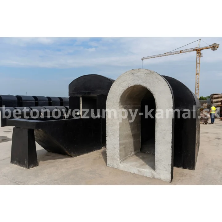 Schody do betónovej pivnice - ľavé – Obrázok 7